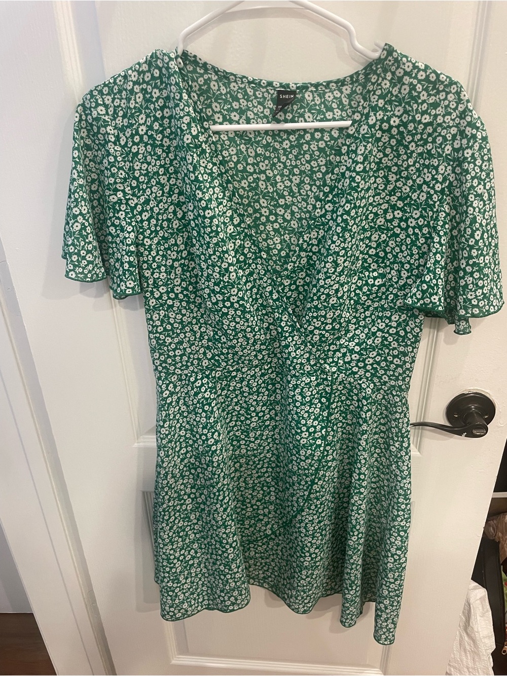SHEIN Green Daisy Print Dress